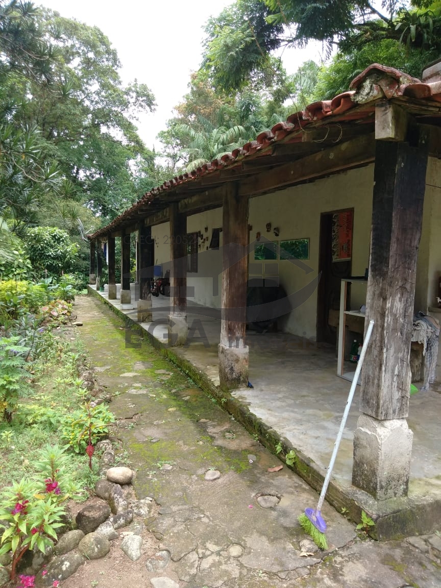 Casa no sertão boiçucanga