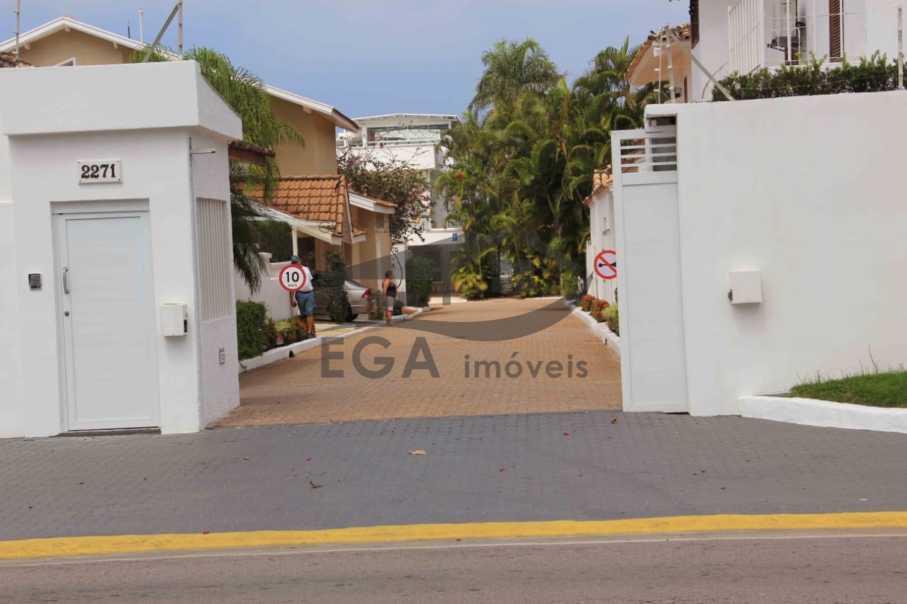 Casa Avenda Em Condominio de Alto Padrão