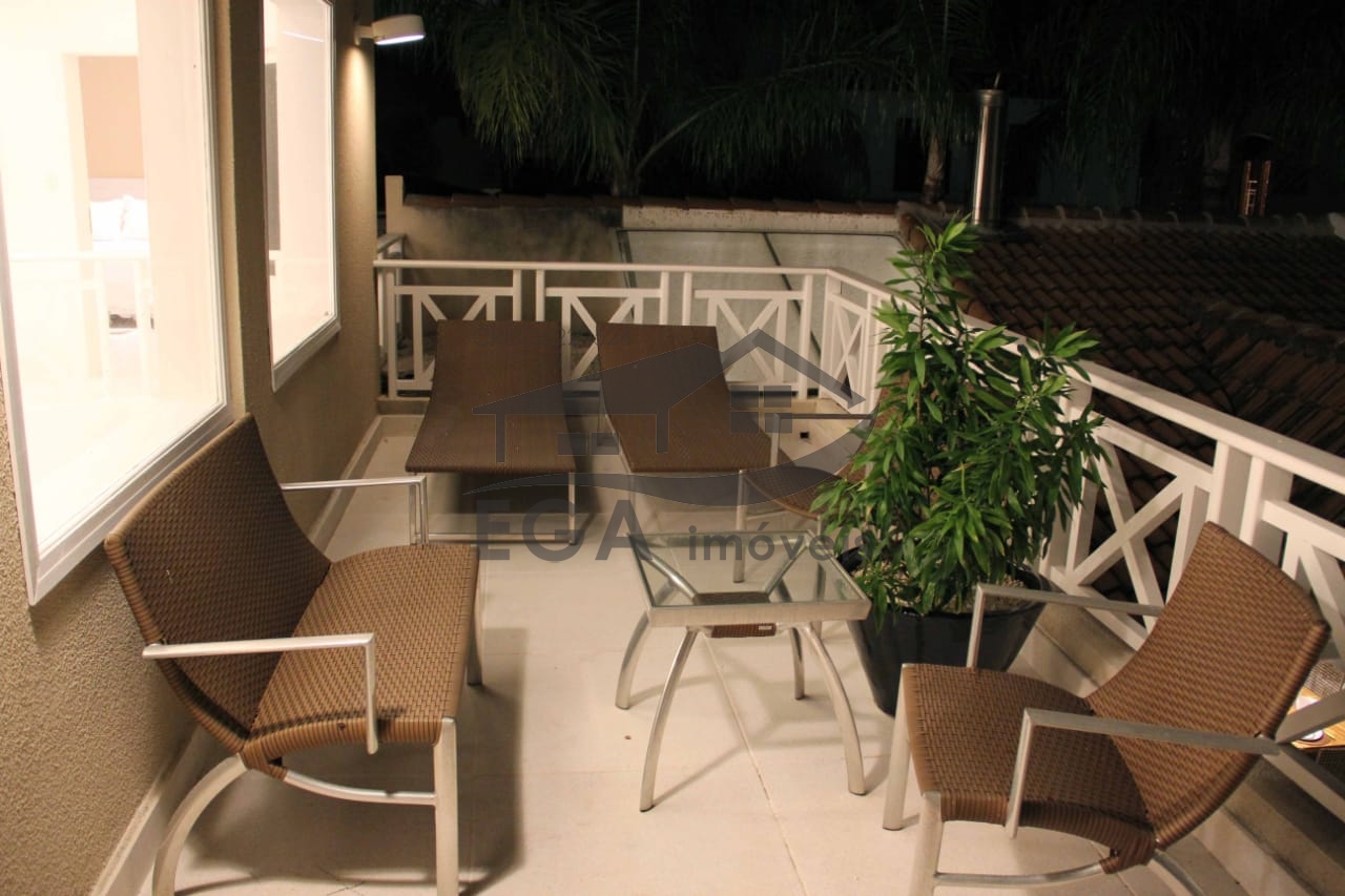 Casa Avenda Em Condominio de Alto Padrão