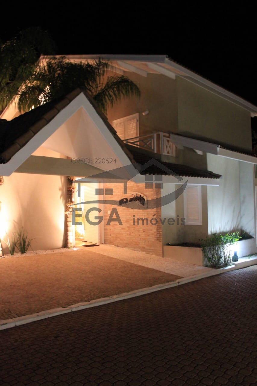 Casa Avenda Em Condominio de Alto Padrão