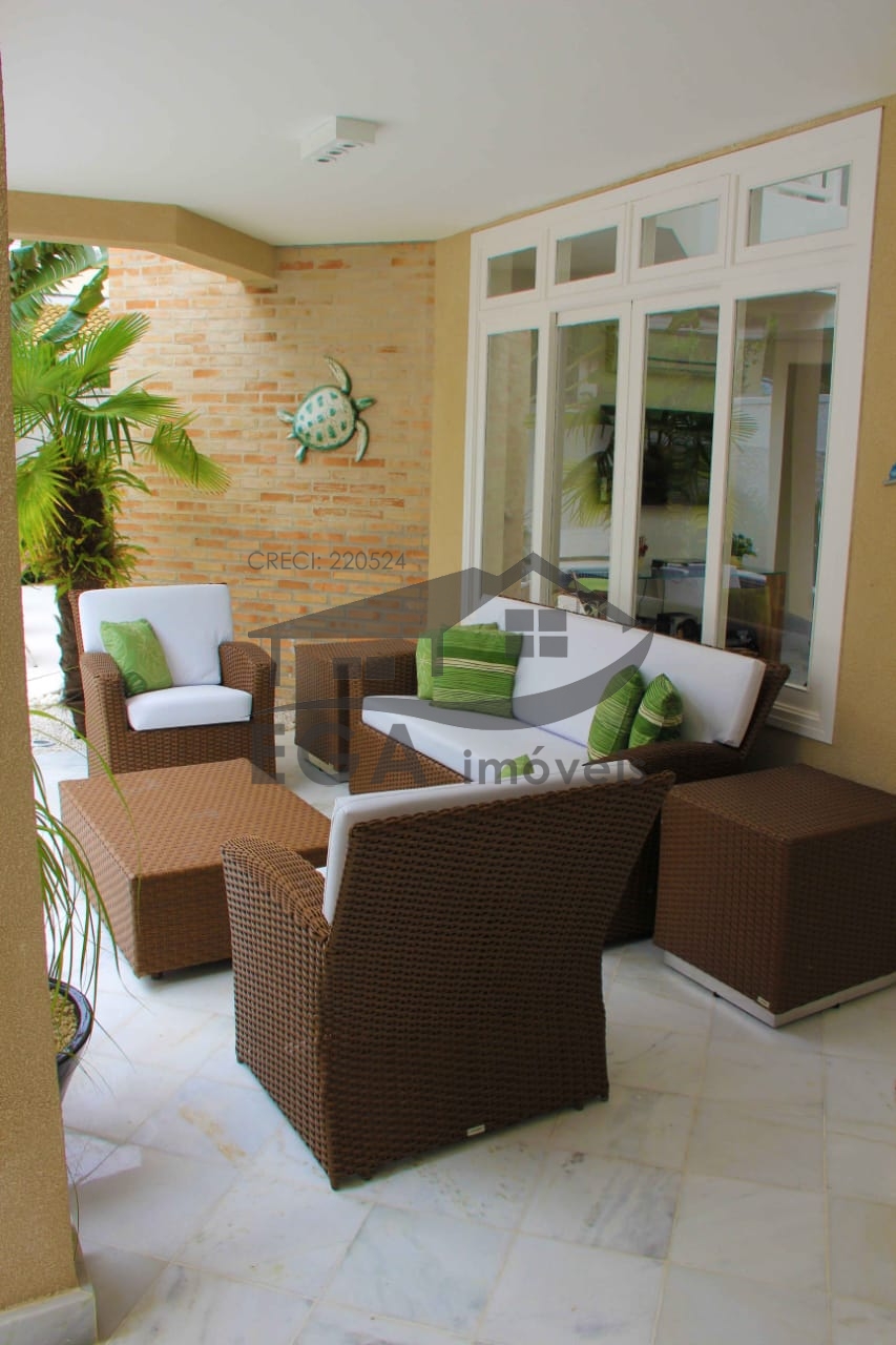 Casa Avenda Em Condominio de Alto Padrão