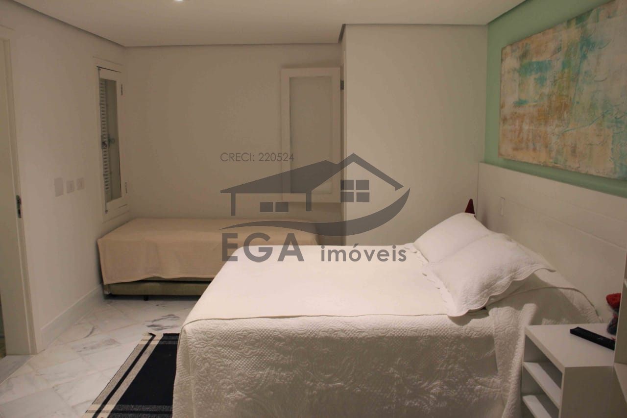 Casa Avenda Em Condominio de Alto Padrão
