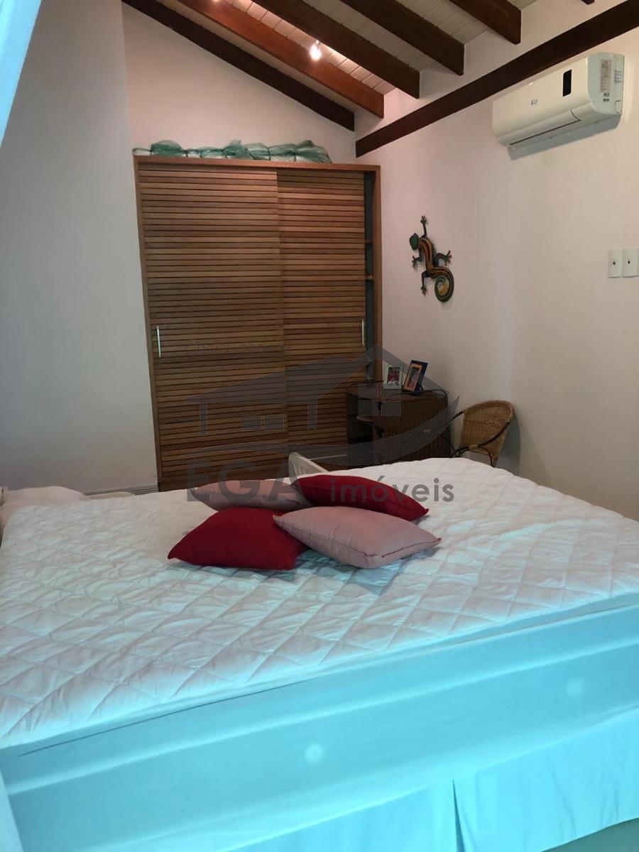 Casa em cond. Na praia de pauba