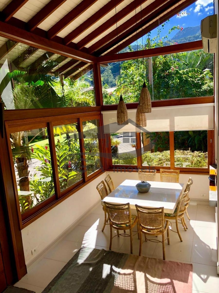 Casa em cond. Na praia de pauba