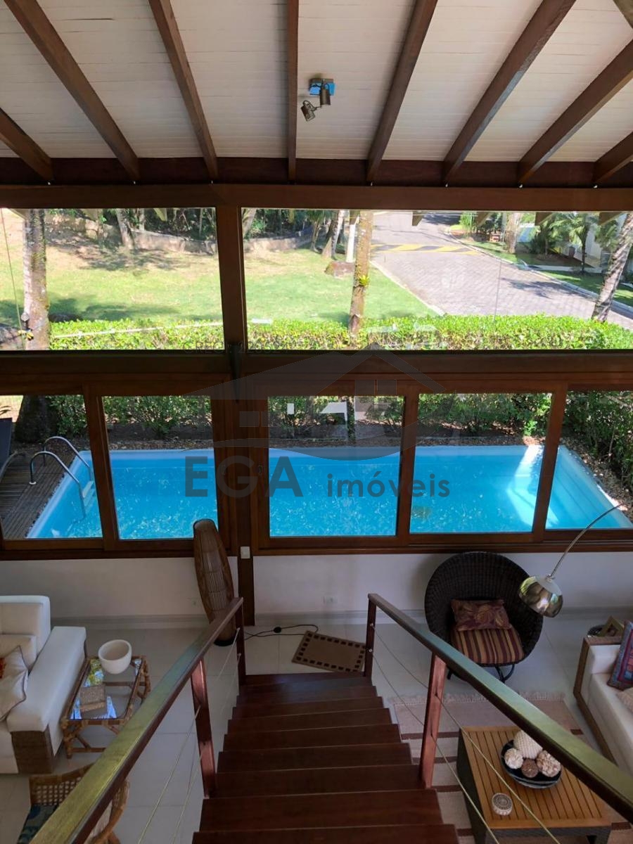 Casa em cond. Na praia de pauba