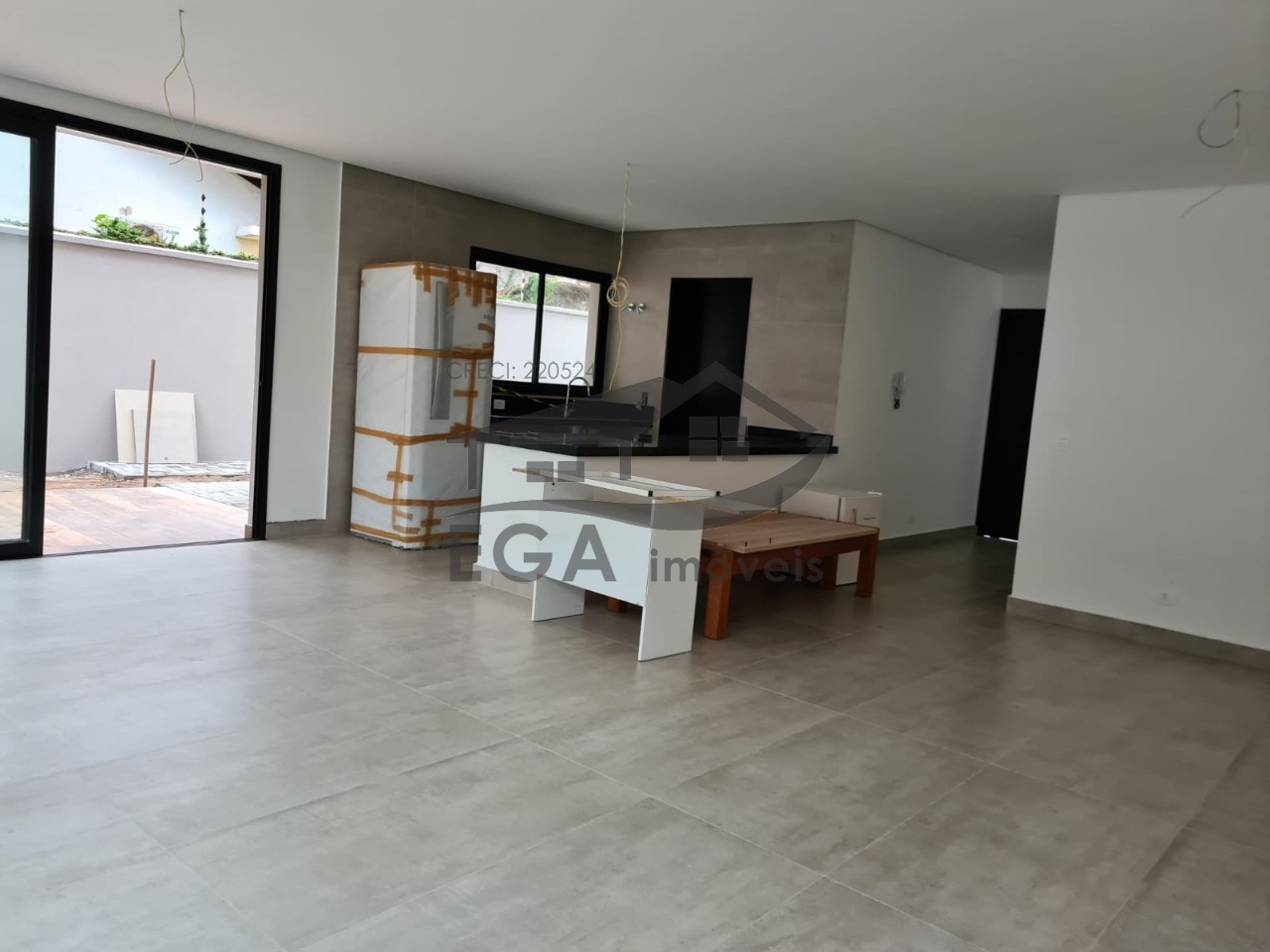 Casa em Cond. Recém Lançado a Menos de 100 da Praia...