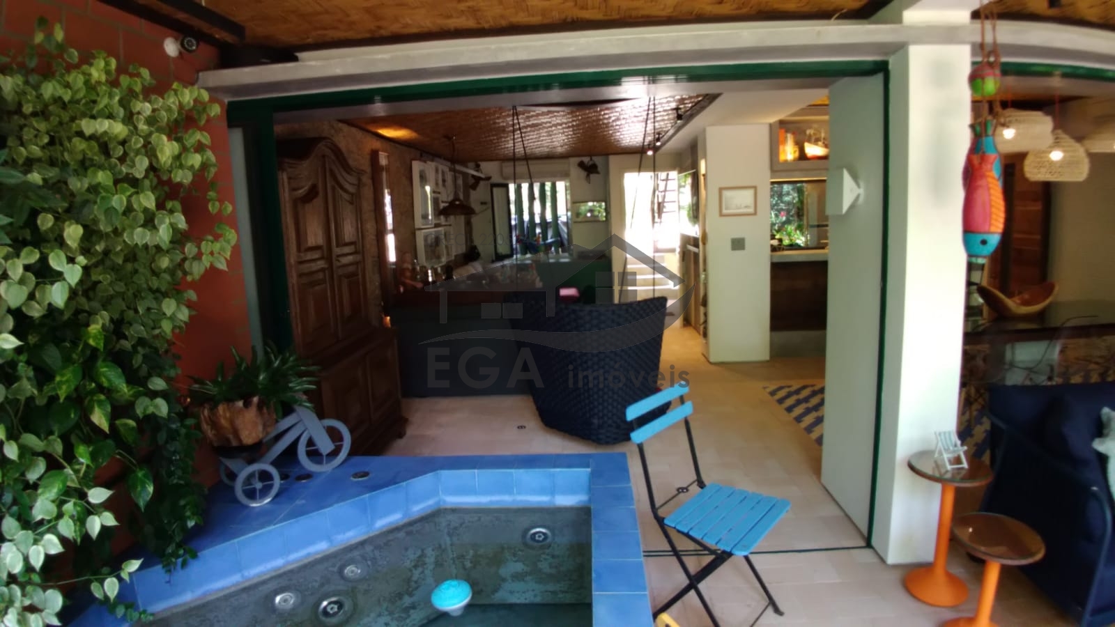 Casa em cond, pé na areia em barra do una