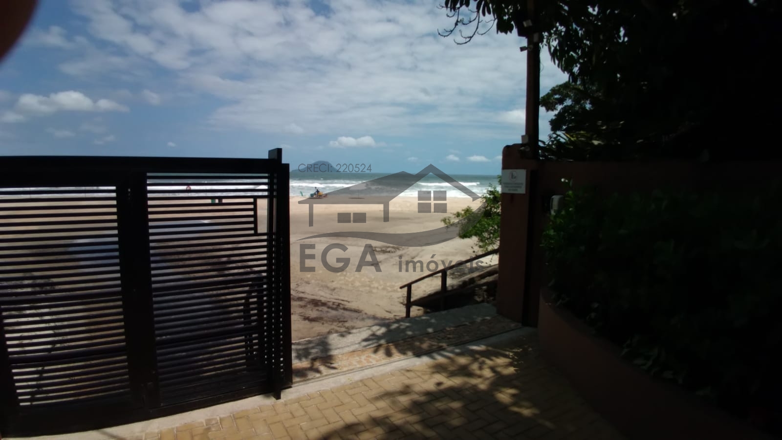 Casa em cond, pé na areia em barra do una