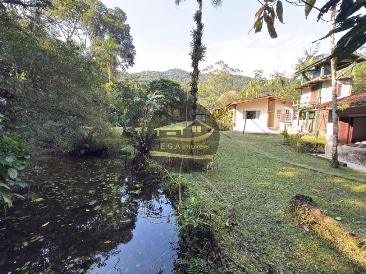 Sitio em boiçucanga