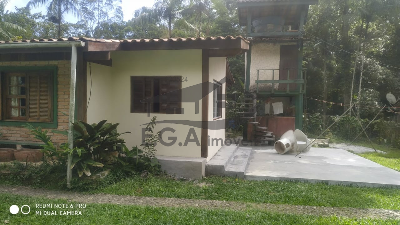 Sitio em boiçucanga