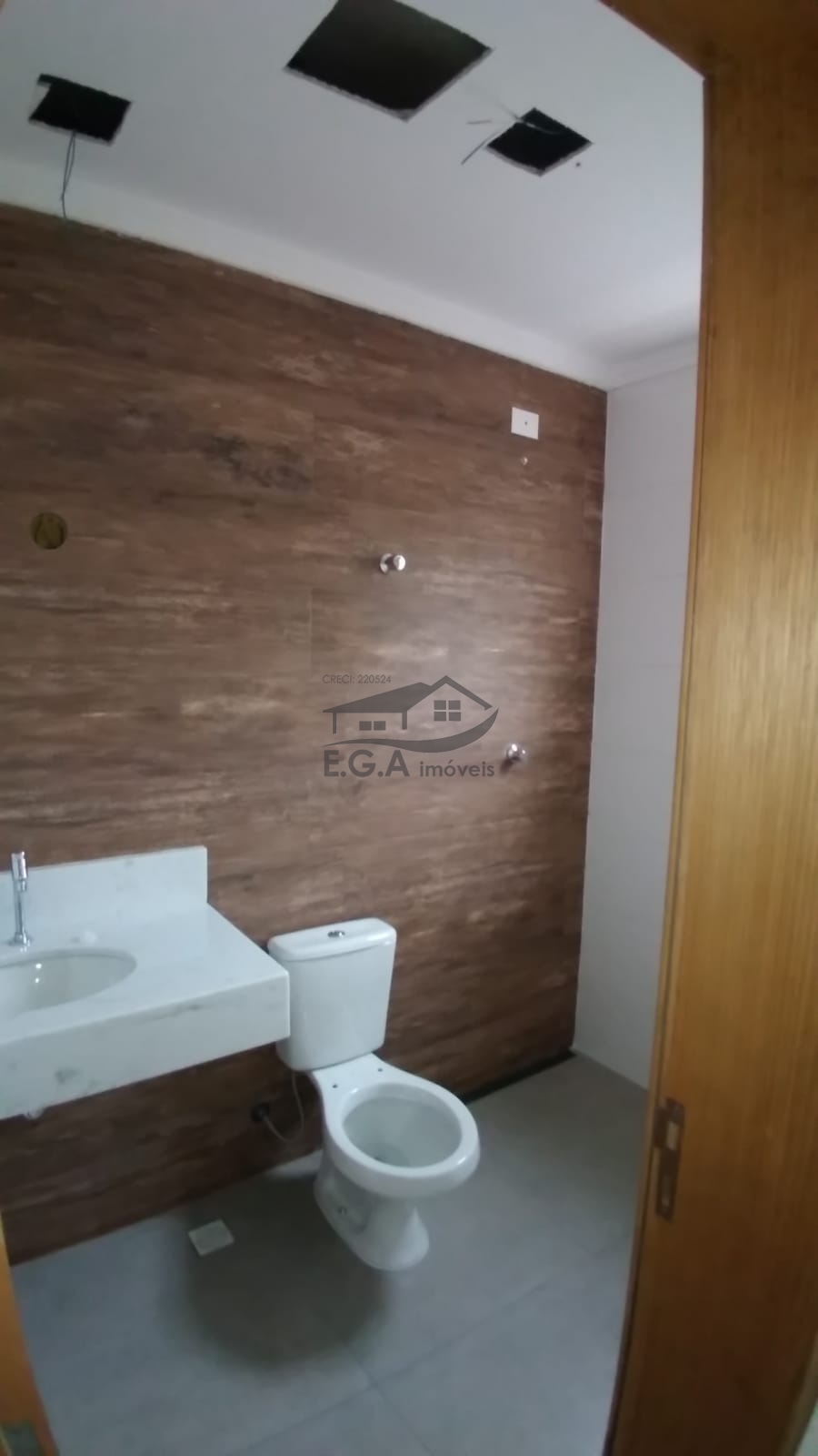 Casa em condomínio em boiçucanga