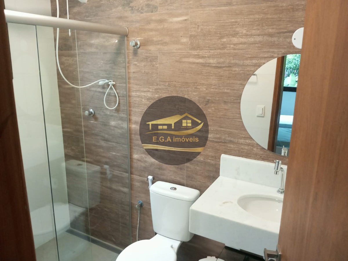 Casa em condomínio em boiçucanga