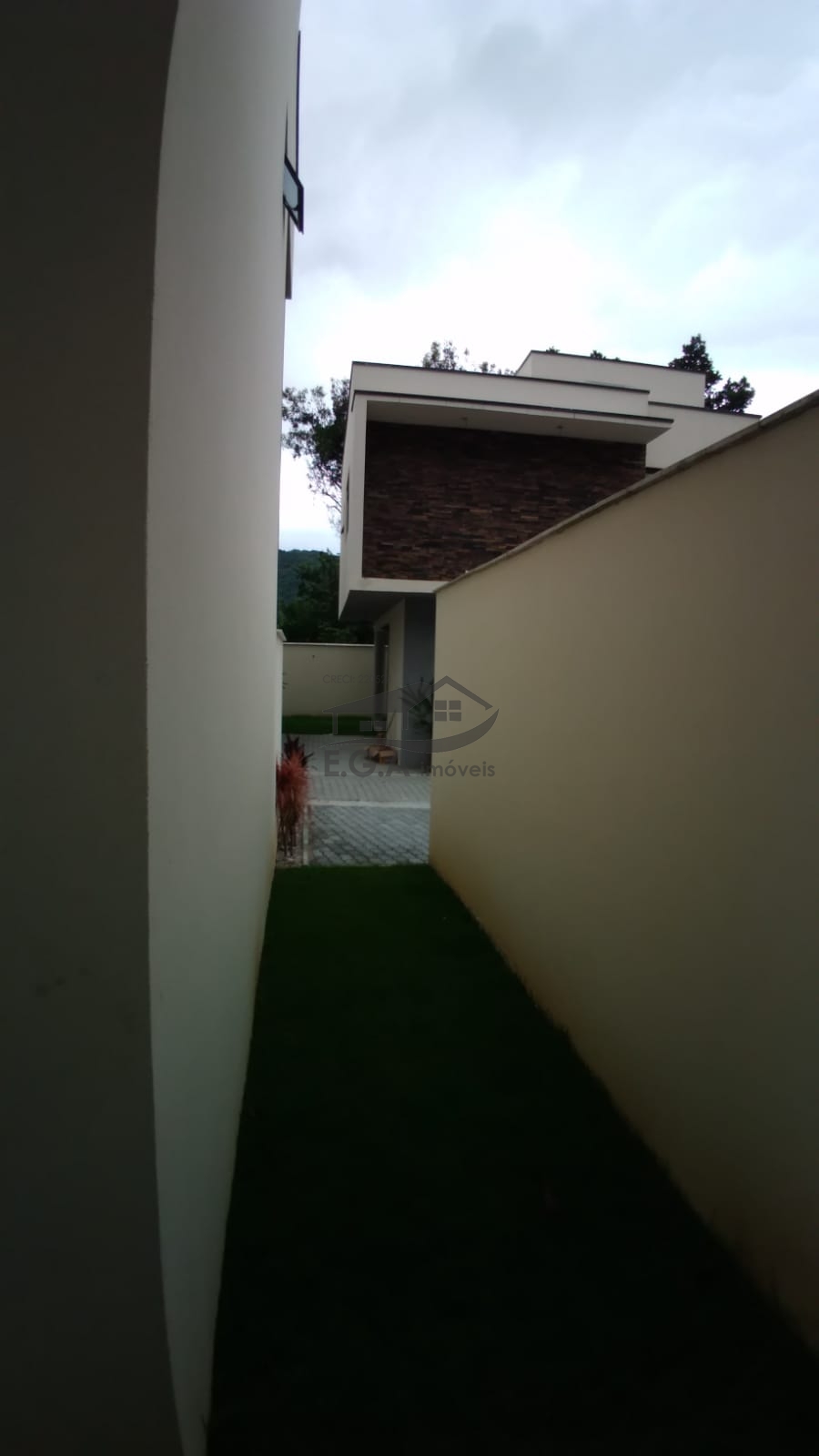 Casa em condomínio em boiçucanga
