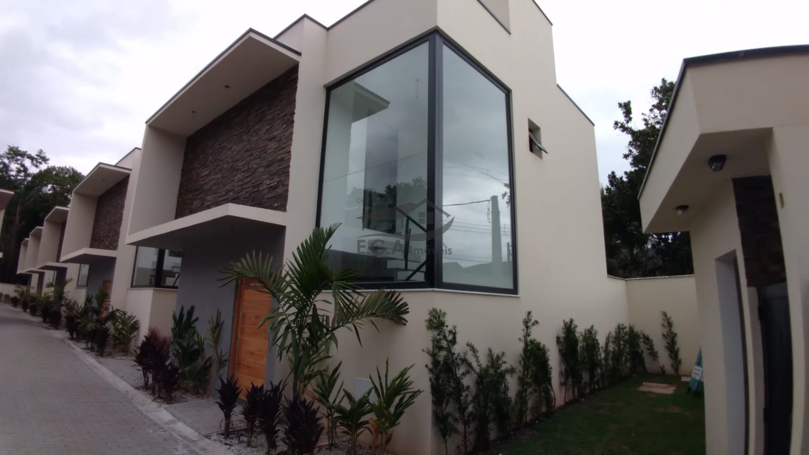 Casa em condomínio em boiçucanga