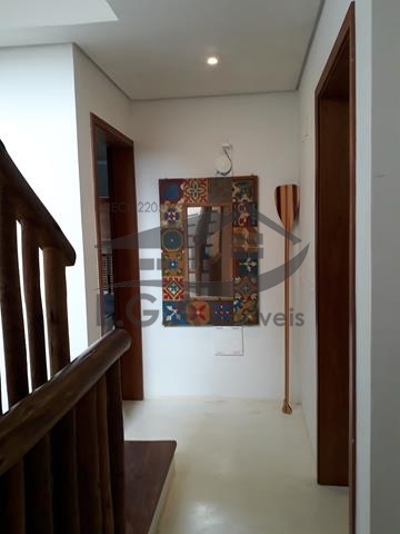 Casa em condomínio barra do una