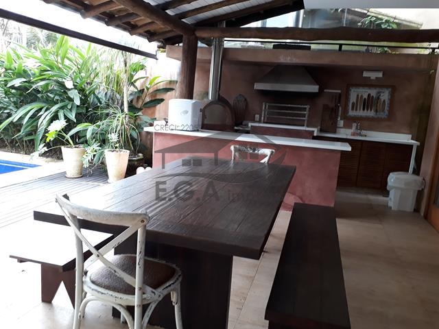 Casa em condomínio barra do una