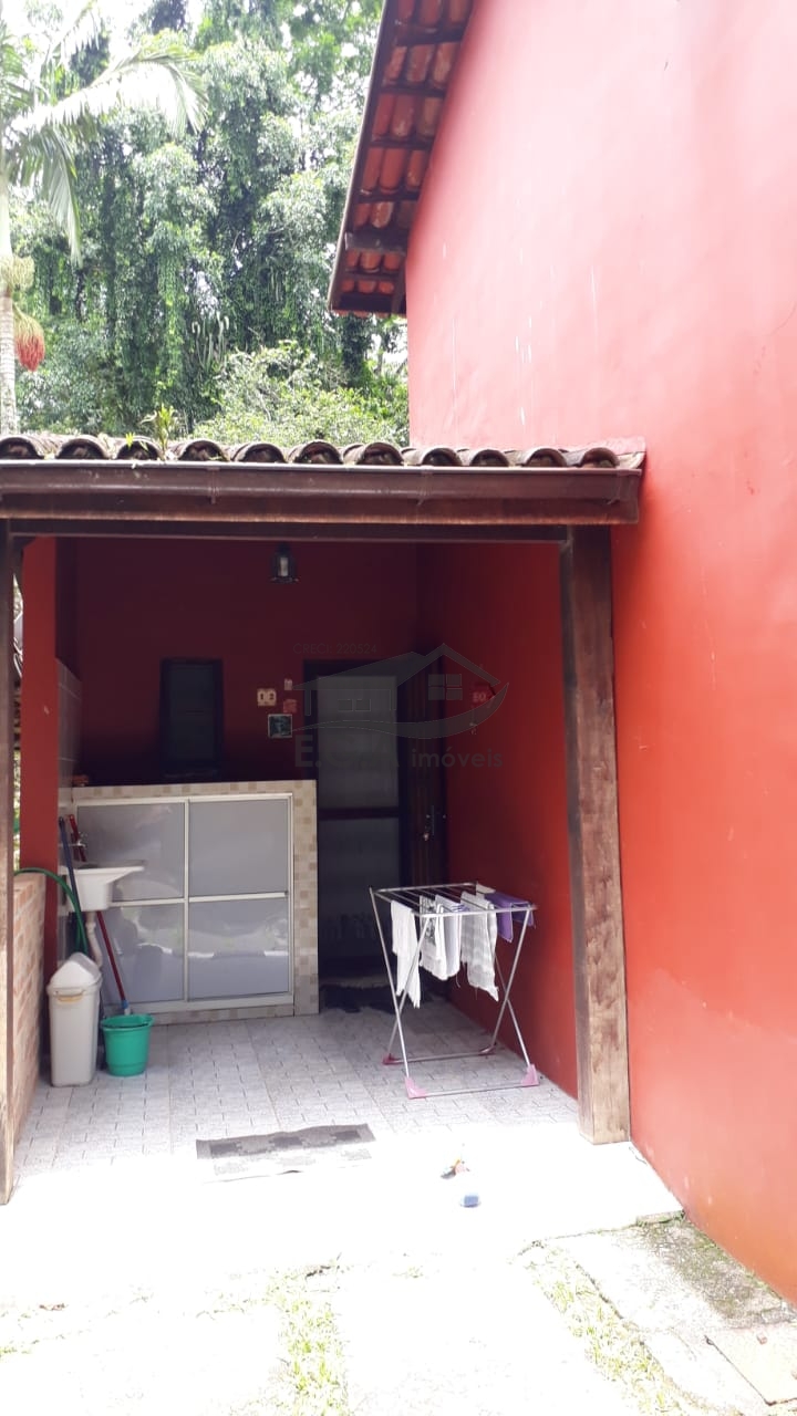 Casa em condomínio em boiçucanga