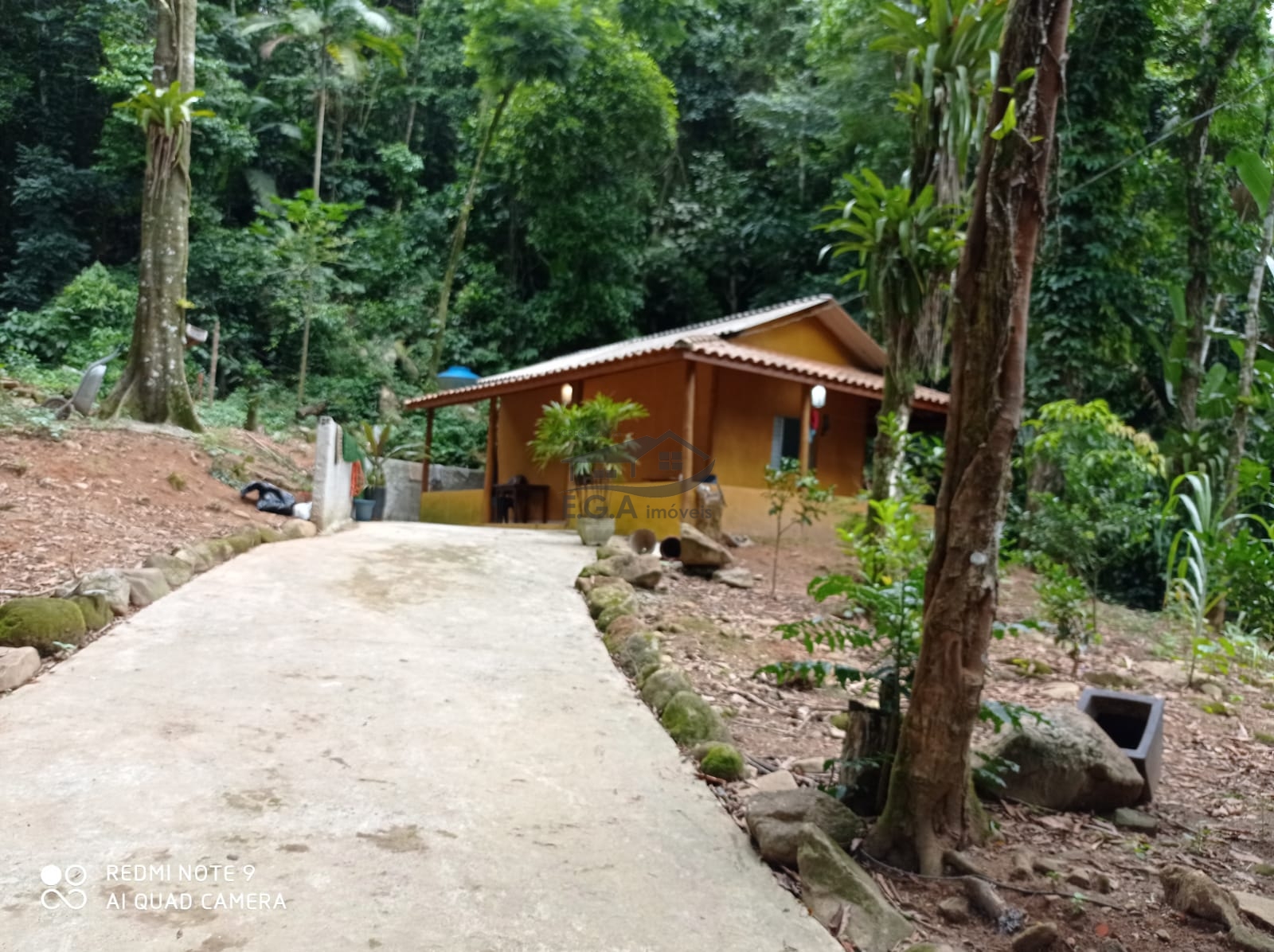 Casa em boiçucanga na beira rio