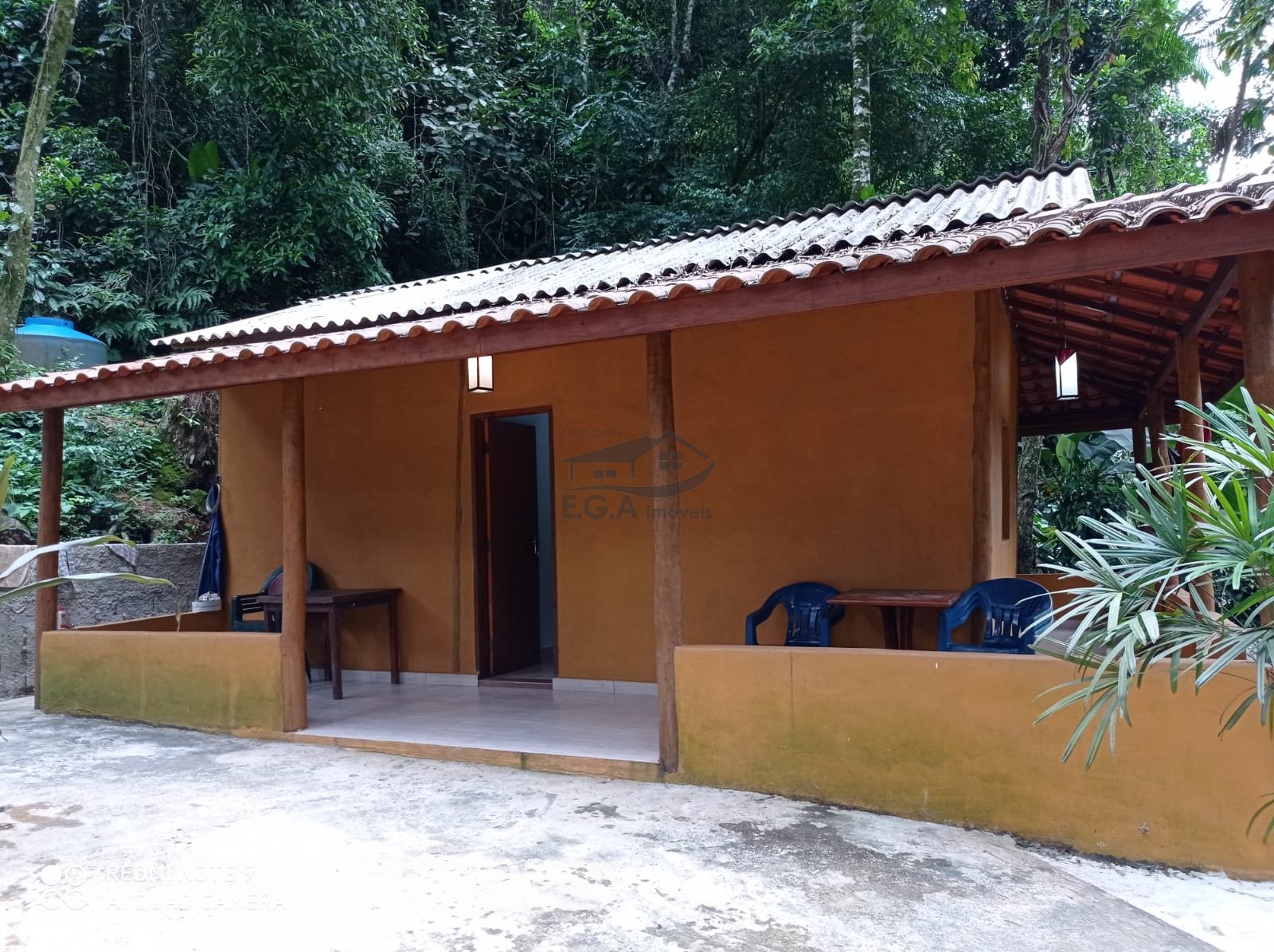 Casa em boiçucanga na beira rio