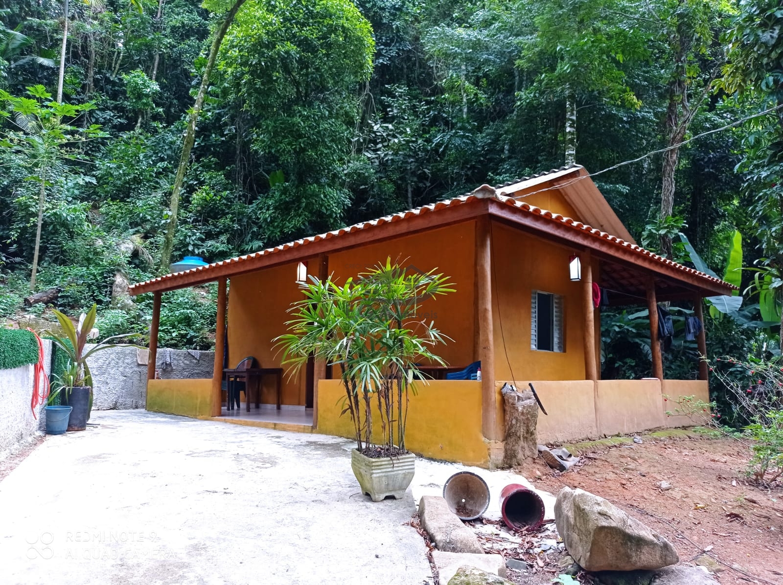 Casa em boiçucanga na beira rio