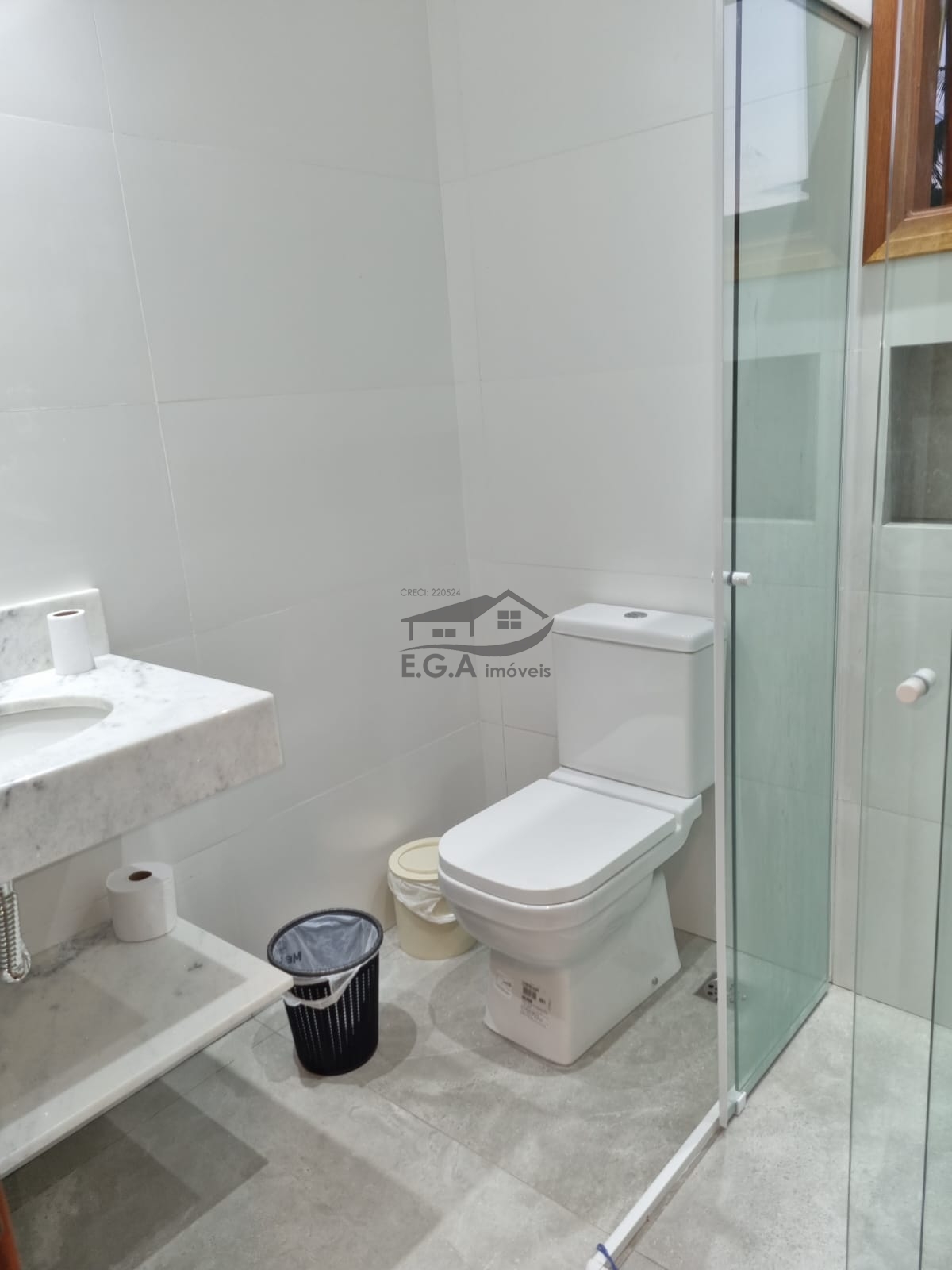Casa em condomínio no camburi sertão