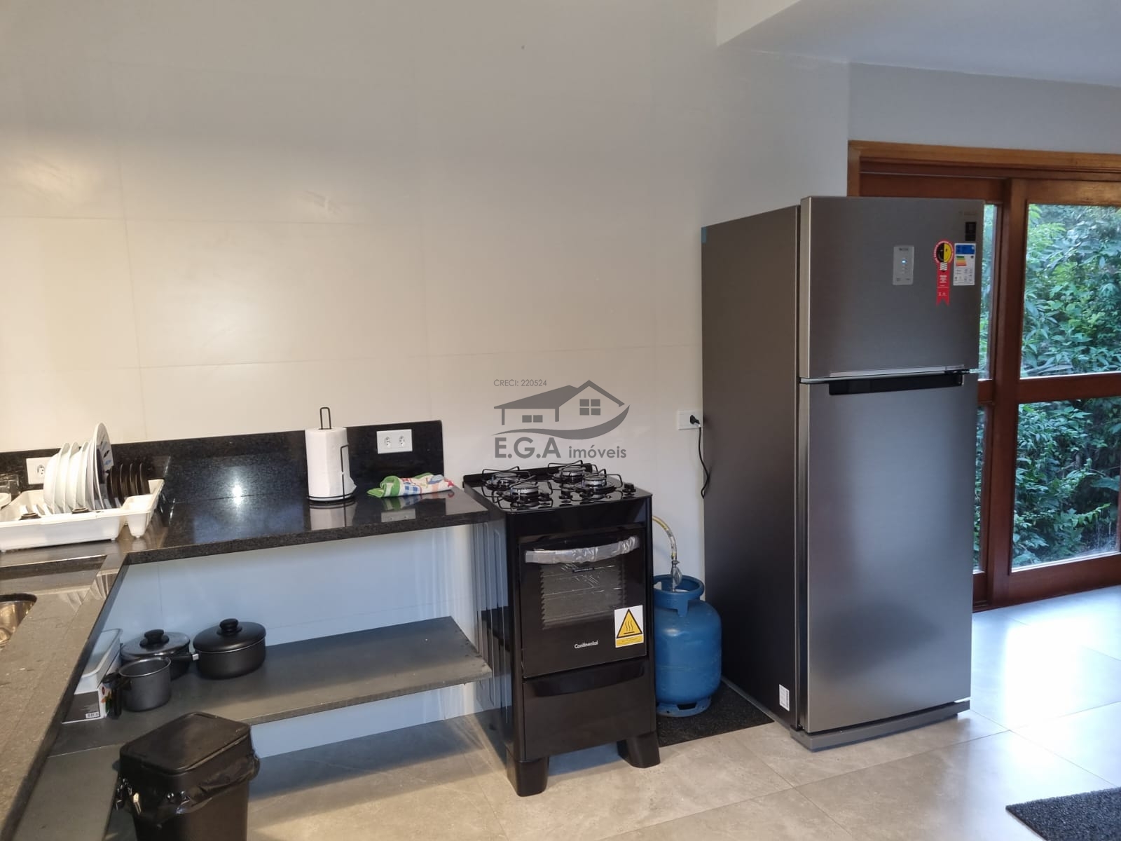 Casa em condomínio no camburi sertão