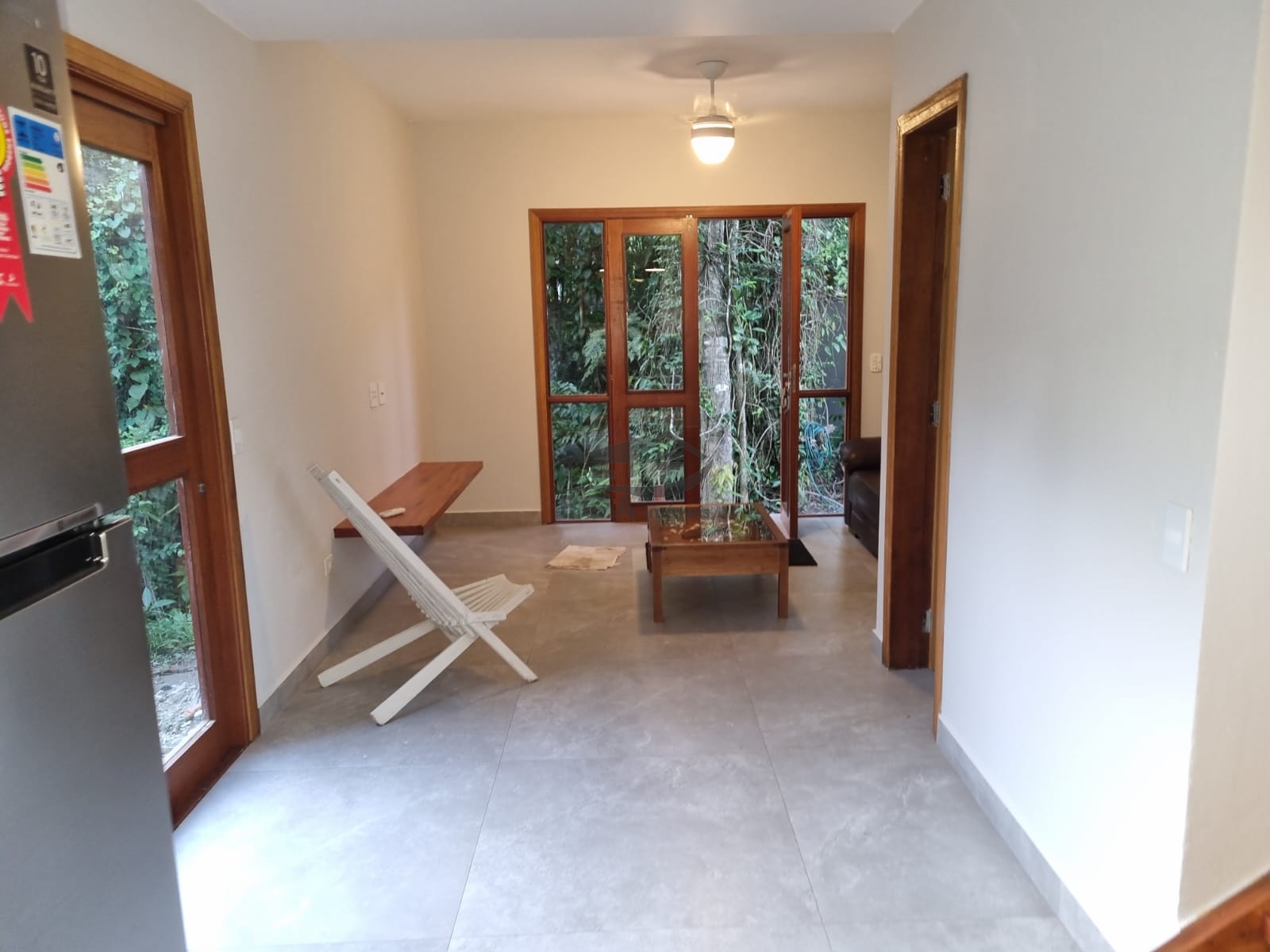 Casa em condomínio no camburi sertão