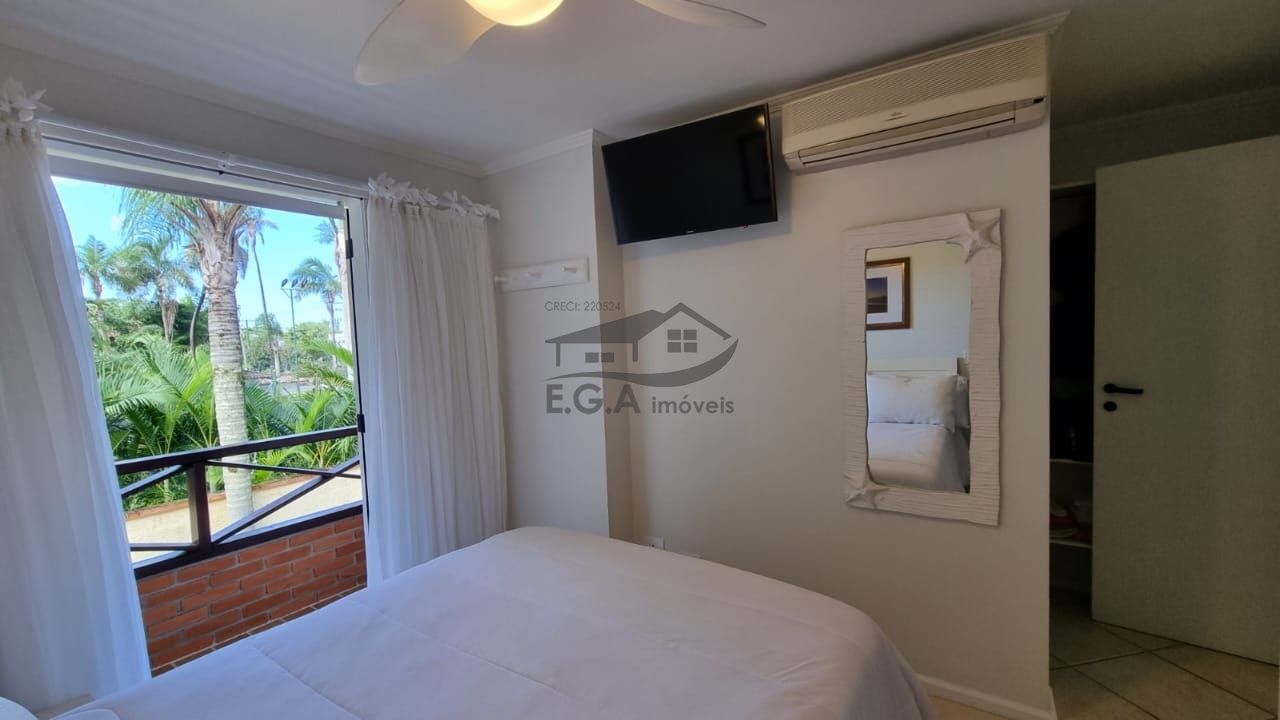 Casa de condomínio 100 metros da praia