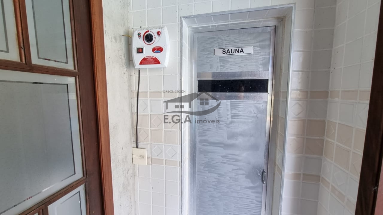 Casa de condomínio 100 metros da praia