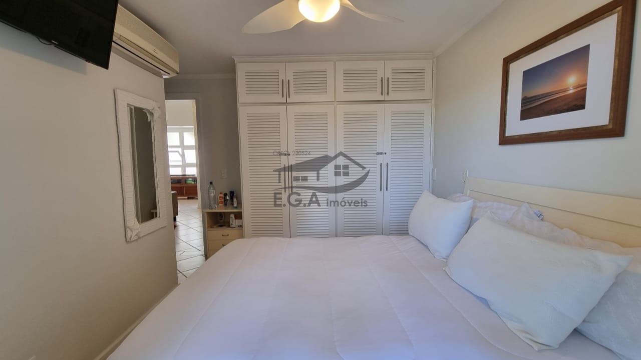 Casa de condomínio 100 metros da praia