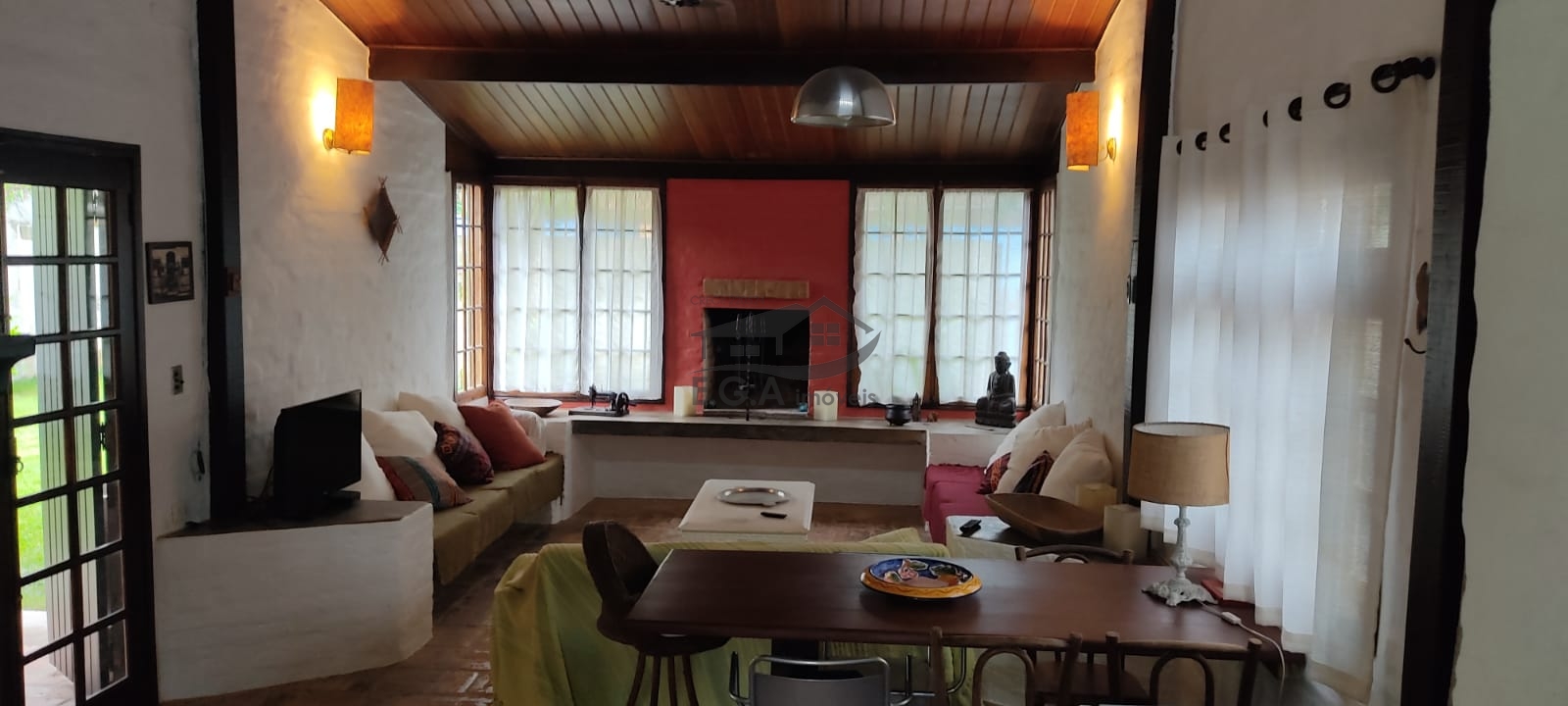 Casa na Praia de boiçucanga 750mts da praia