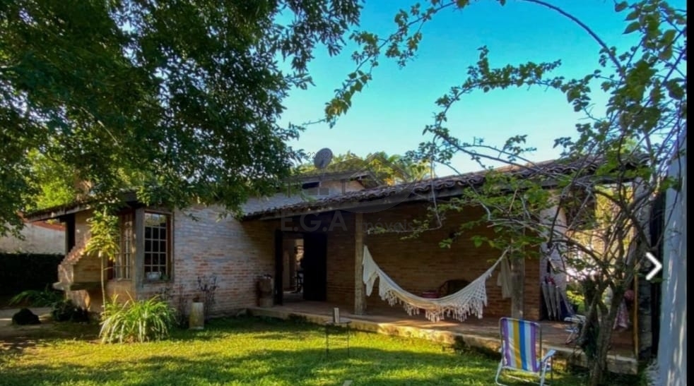 Casa na Praia de boiçucanga 750mts da praia