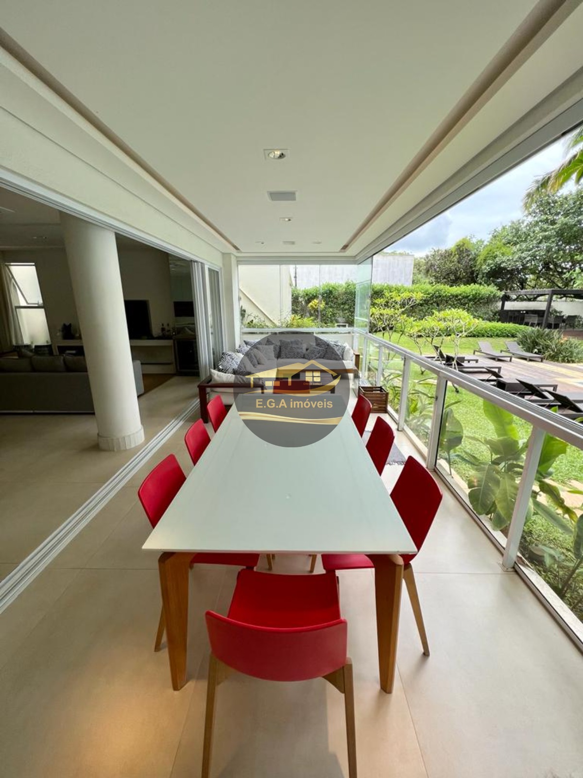 Casa pé na Areia em Camburi -SP