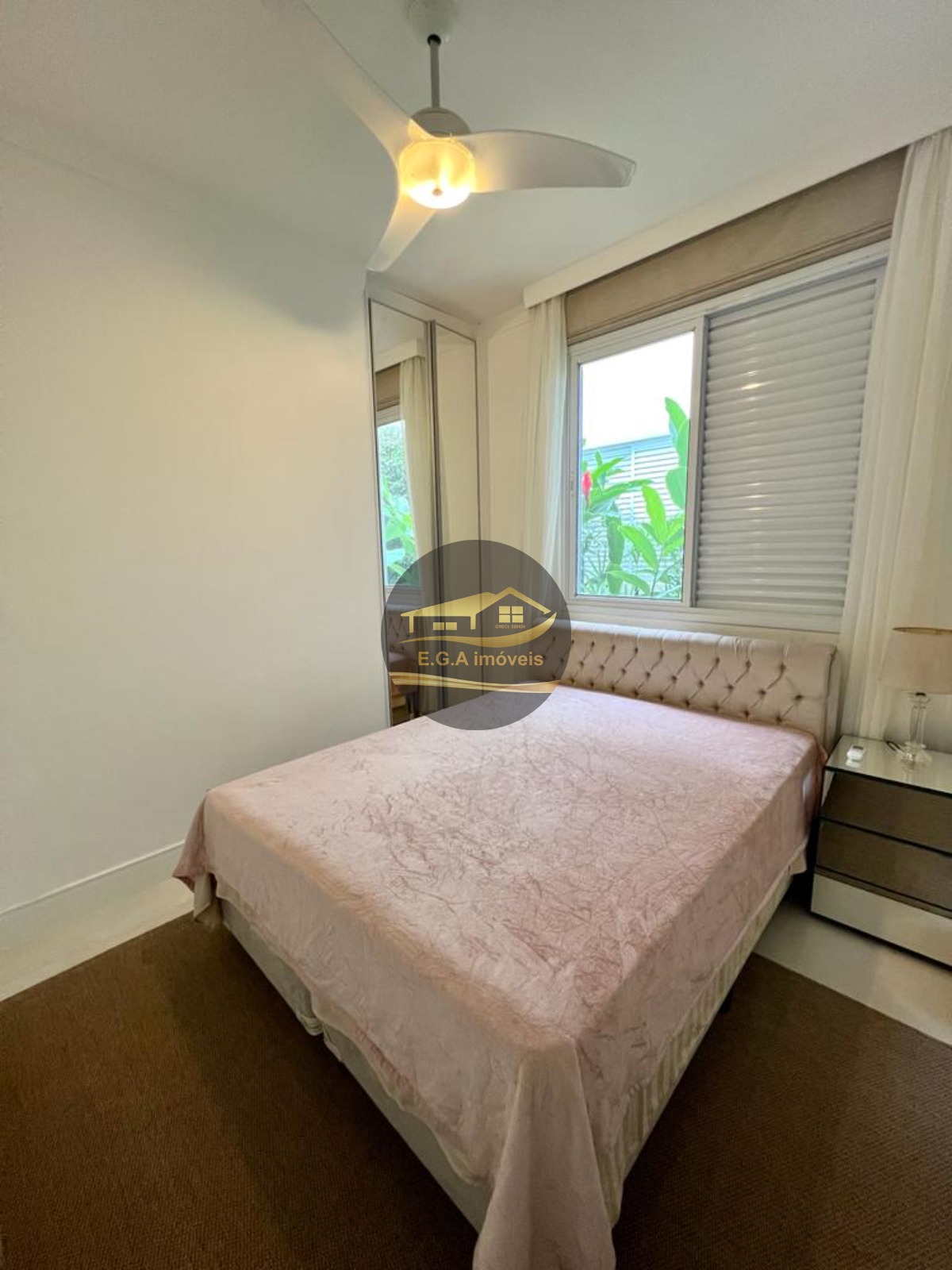Casa pé na Areia em Camburi -SP