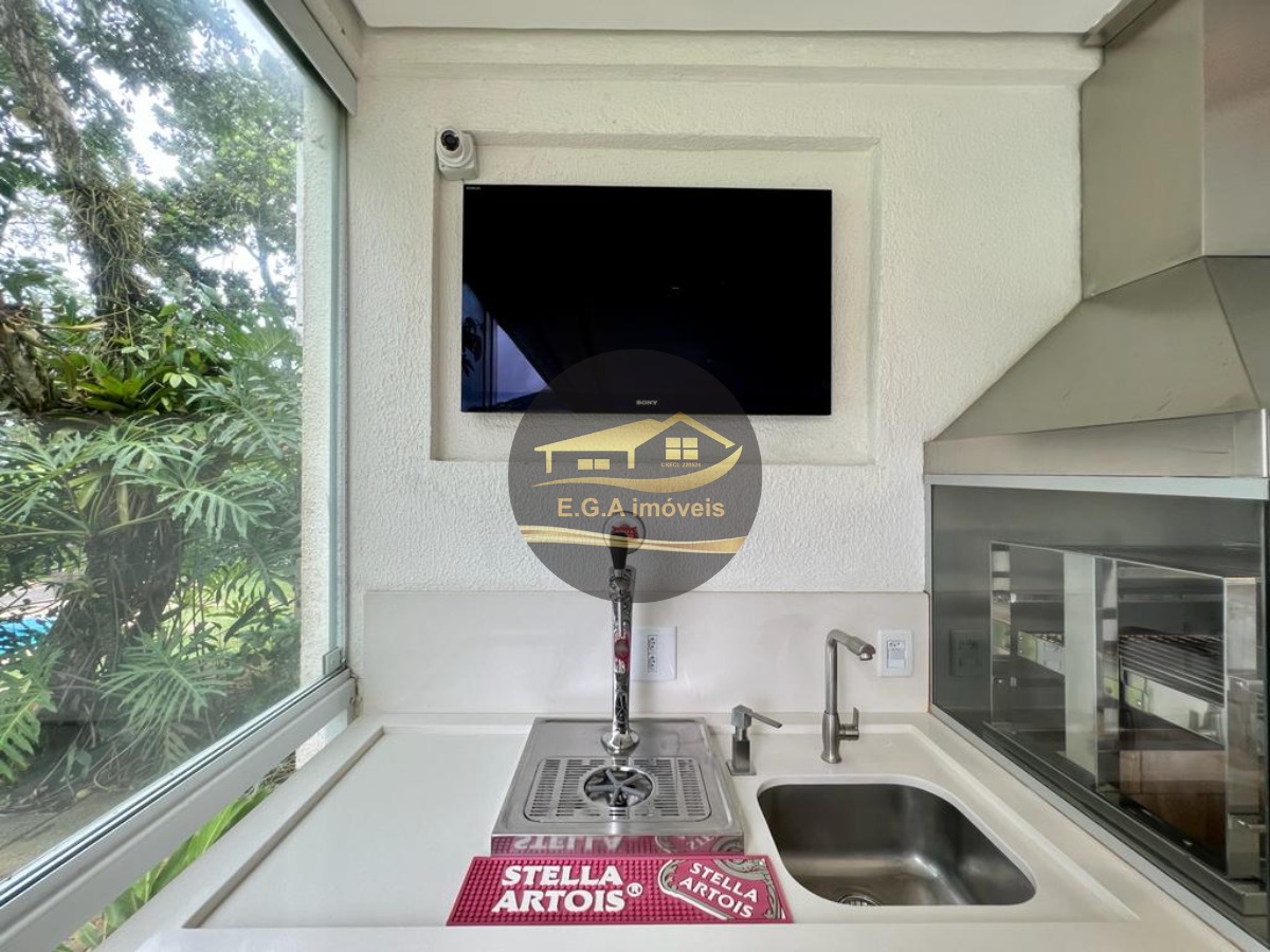 Casa pé na Areia em Camburi -SP