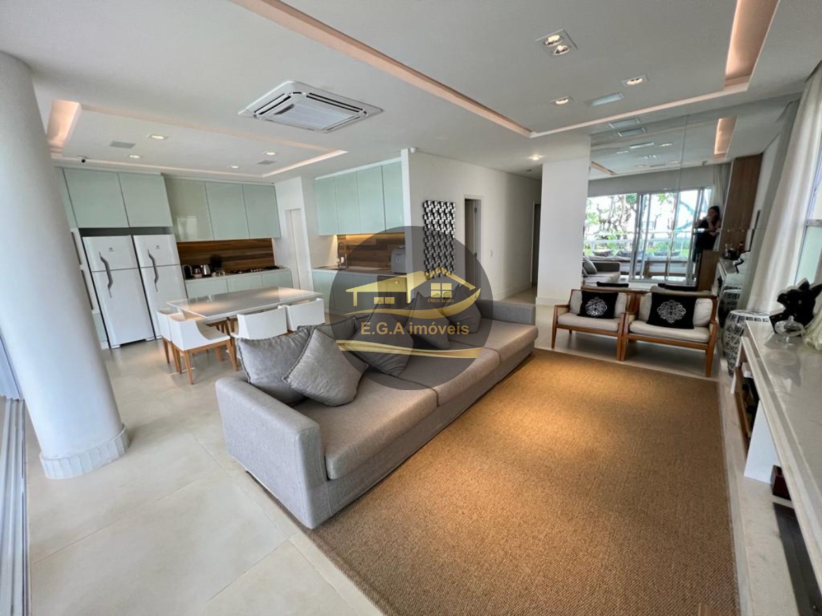 Casa pé na Areia em Camburi -SP