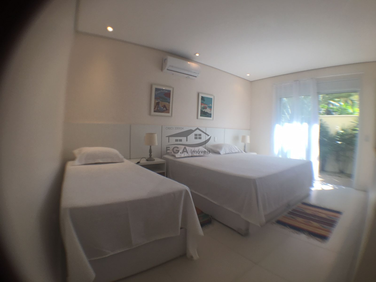 Casa em condomínio fechado a 120 da praia de juquehy