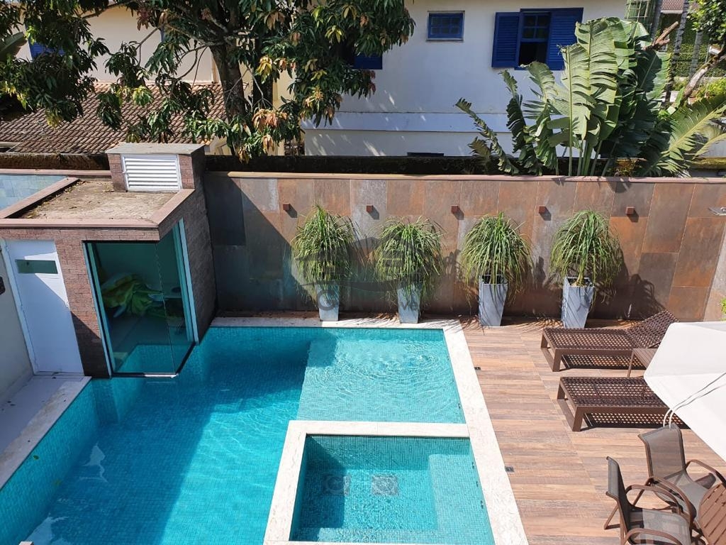 Casa na praia do engenho próximo ao mar
