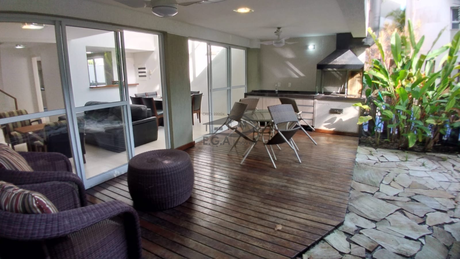 Casa na praia de juquey