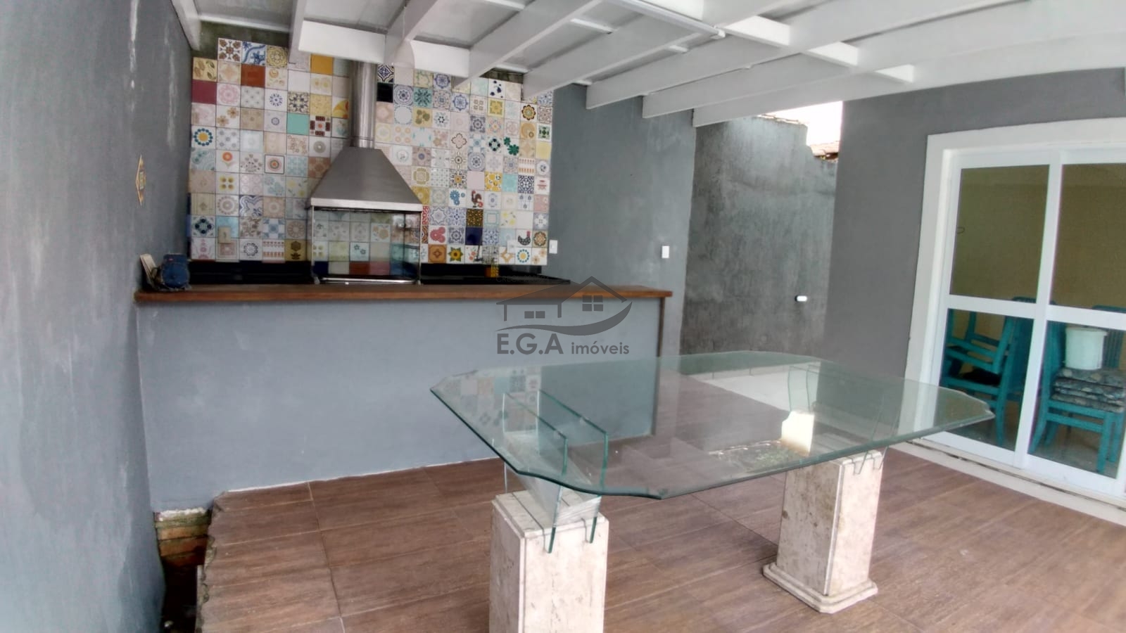 Casa na praia de boiçucanga