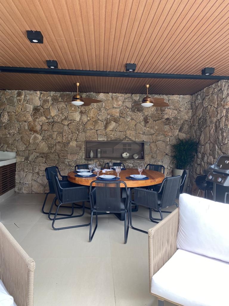 Casa frente ao mar em Juquey