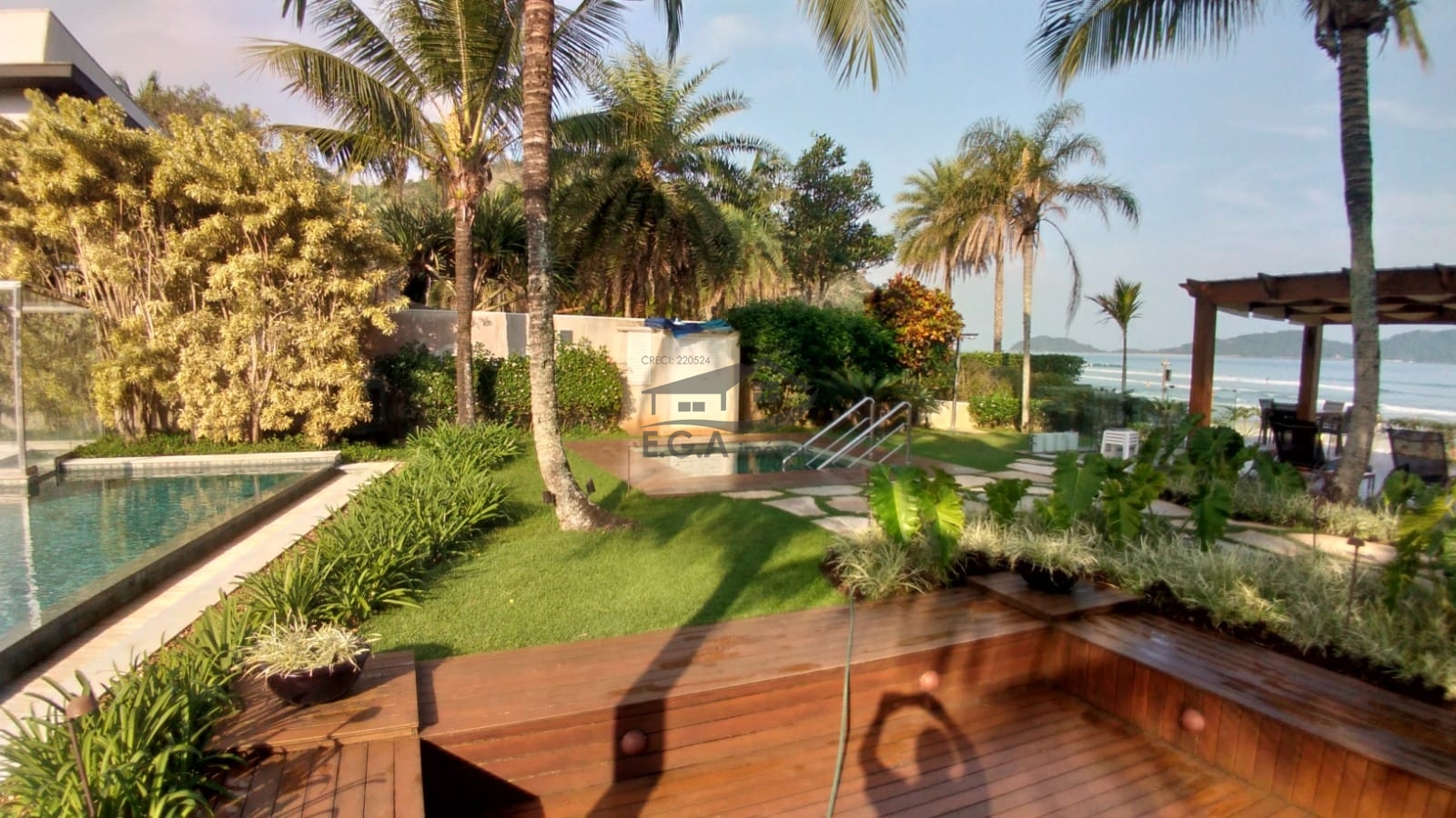 Casa frente ao mar em Juquey