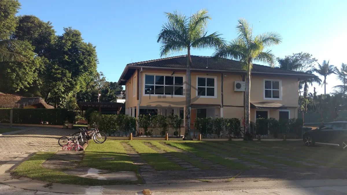 Casa de cond. Em juquey a 200mts praia