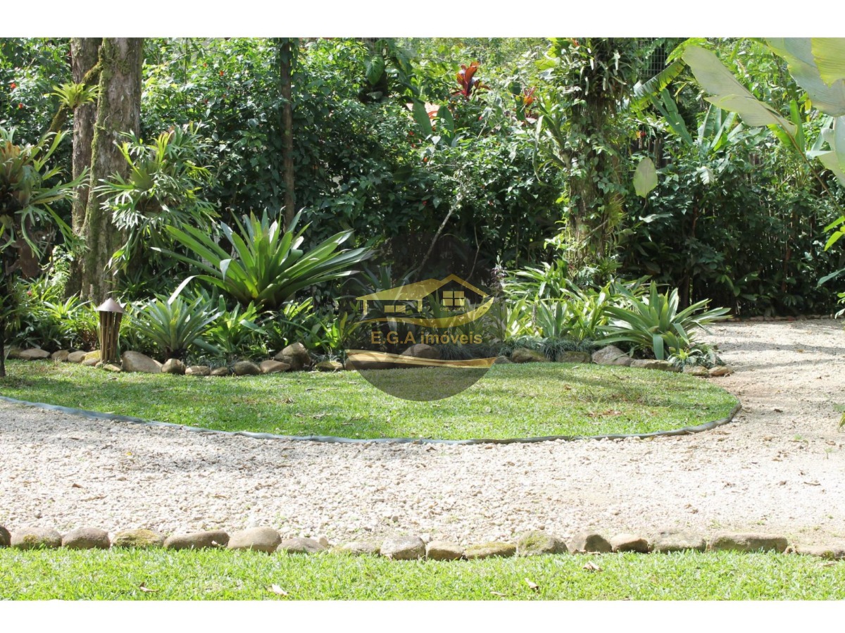 Casa em condomínio barra do una - abras do una