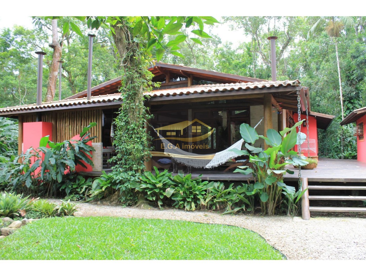 Casa em condomínio barra do una - abras do una
