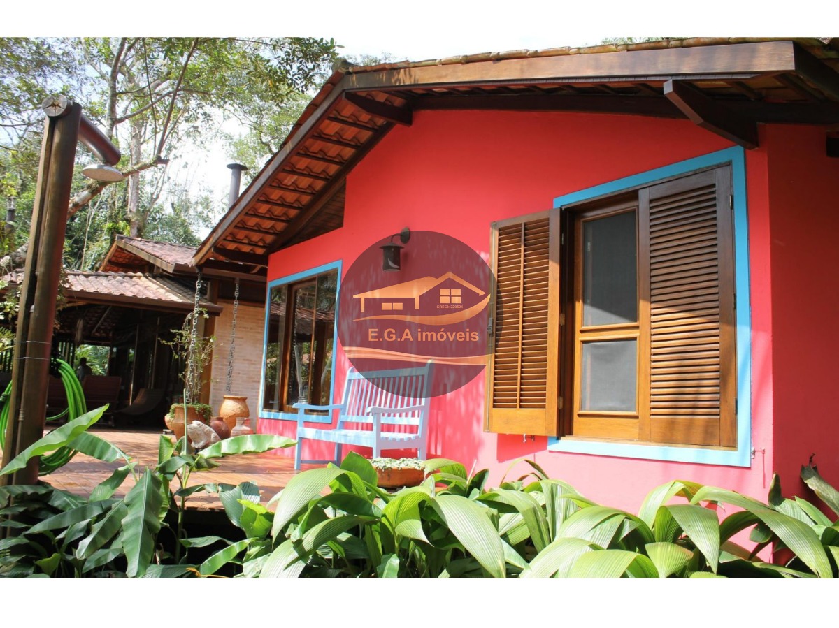 Casa em condomínio barra do una - abras do una
