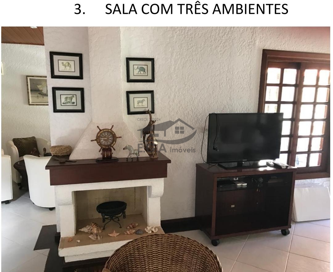 Casa em condomínio na praia do engenho pé na areia.