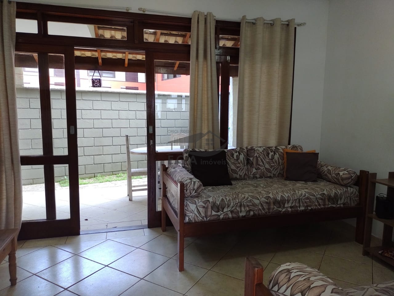 Casa na praia de juquey