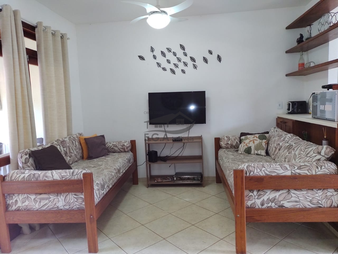 Casa na praia de juquey