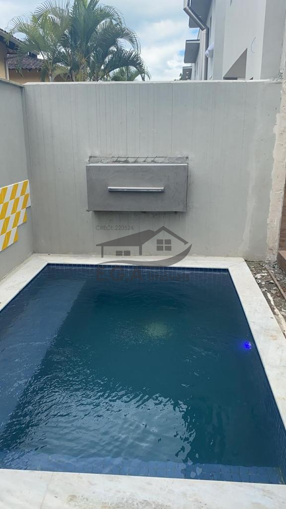 Casa de condomínio em camburi